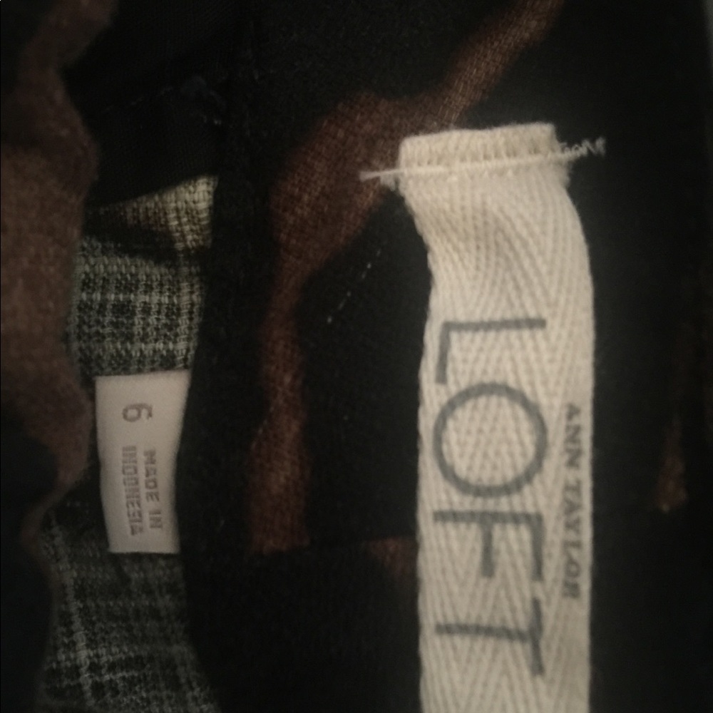 Loft Shorts - Picture 2 of 2